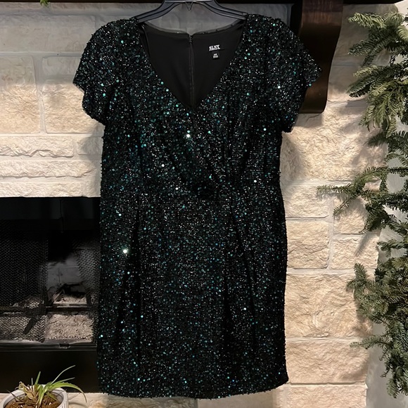 Women’s Green Sequin Sheath Dress Size 14 - Picture 3 of 5